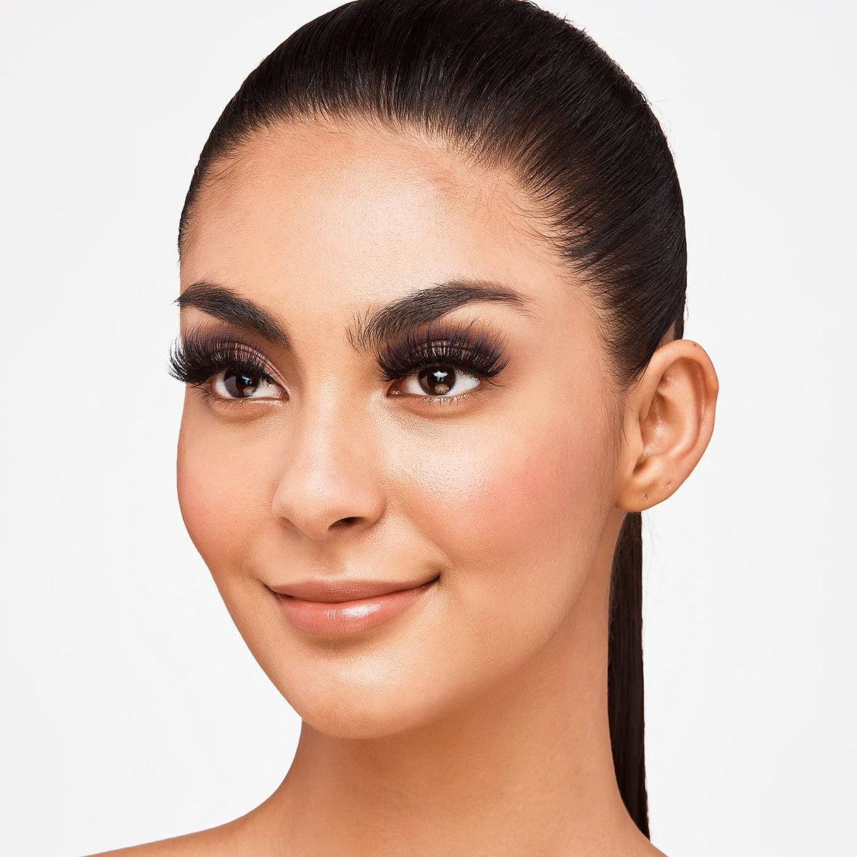 V LUXE BLACKEST BLACK FINISH EYELASHES