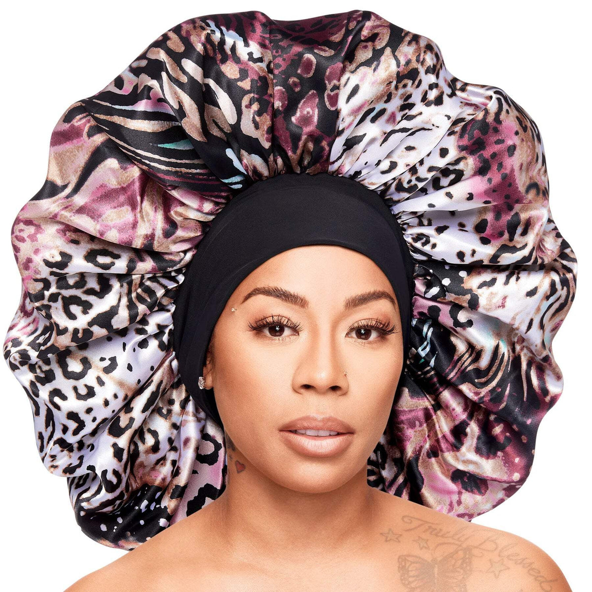 RED BY KISS ROYAL LUX KEYSHIA REVERSIBLE BONNET