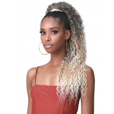 Bobbi Boss Tress up Drawstring Ponytail Water Wave - 28"